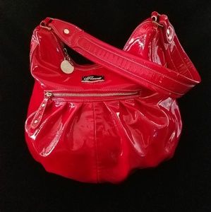 Flaunt handbag